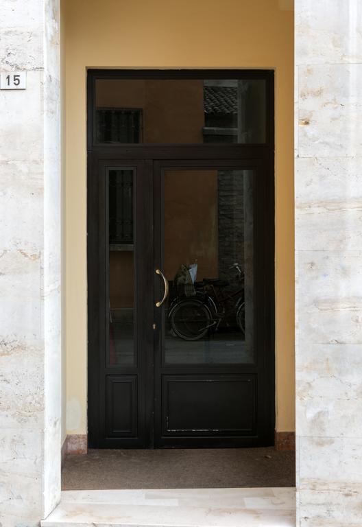 St. Vitale'S Basilic View Elegant Apartment Rávena Exterior foto
